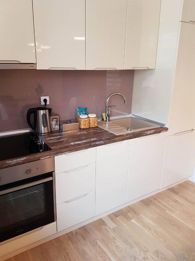 Modern Apartment In The City Center- Best Location Sarajevo Exterior foto